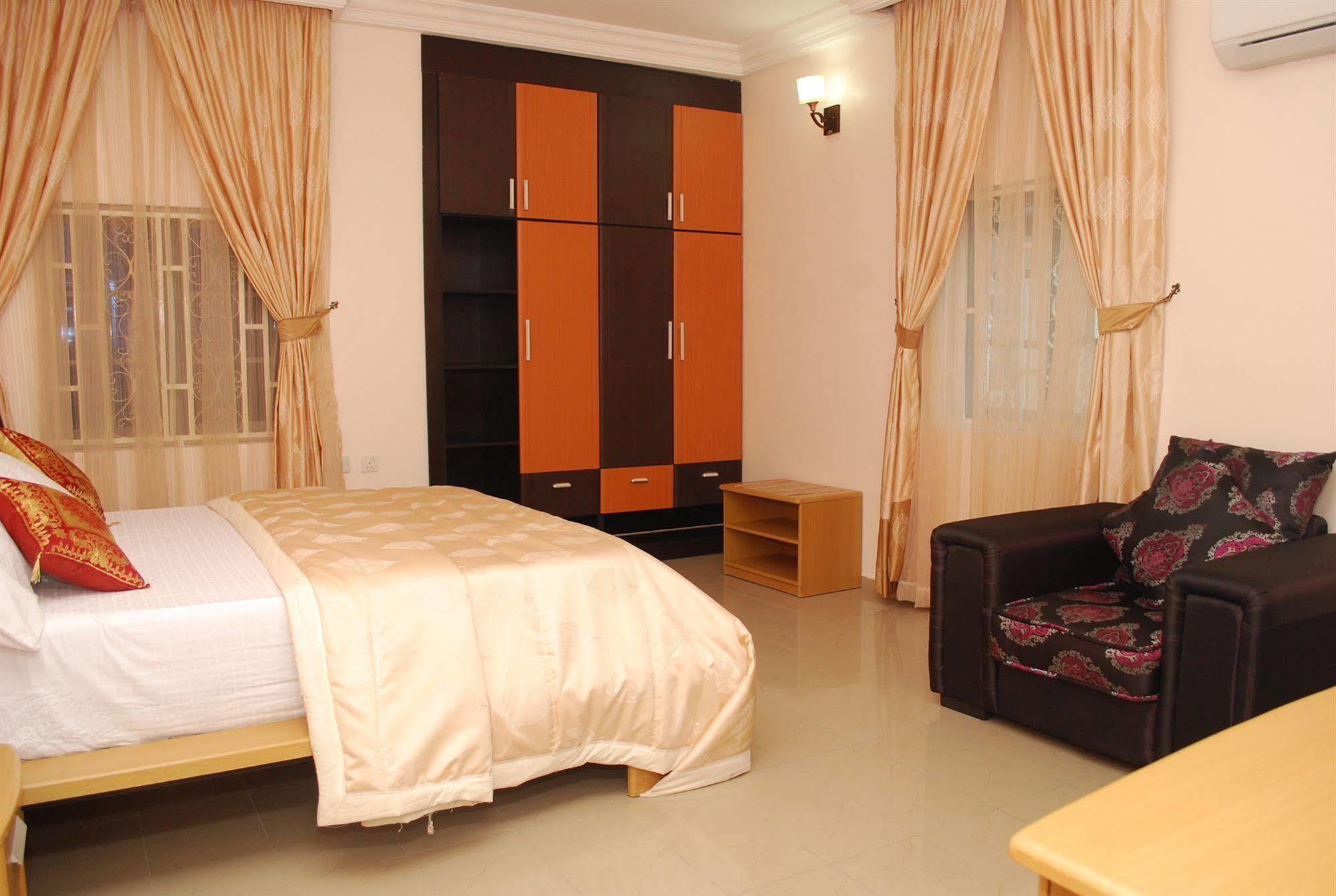 Hemas Hotel Abuja Extérieur photo